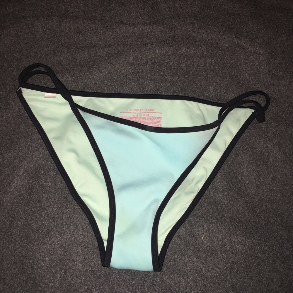 Bathing suit bottoms